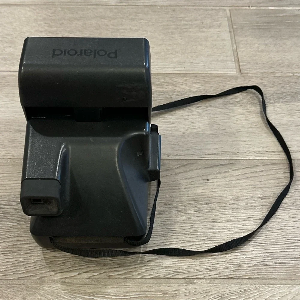 VTG Polaroid One Step Close Up Instant Film Camera With The Strap